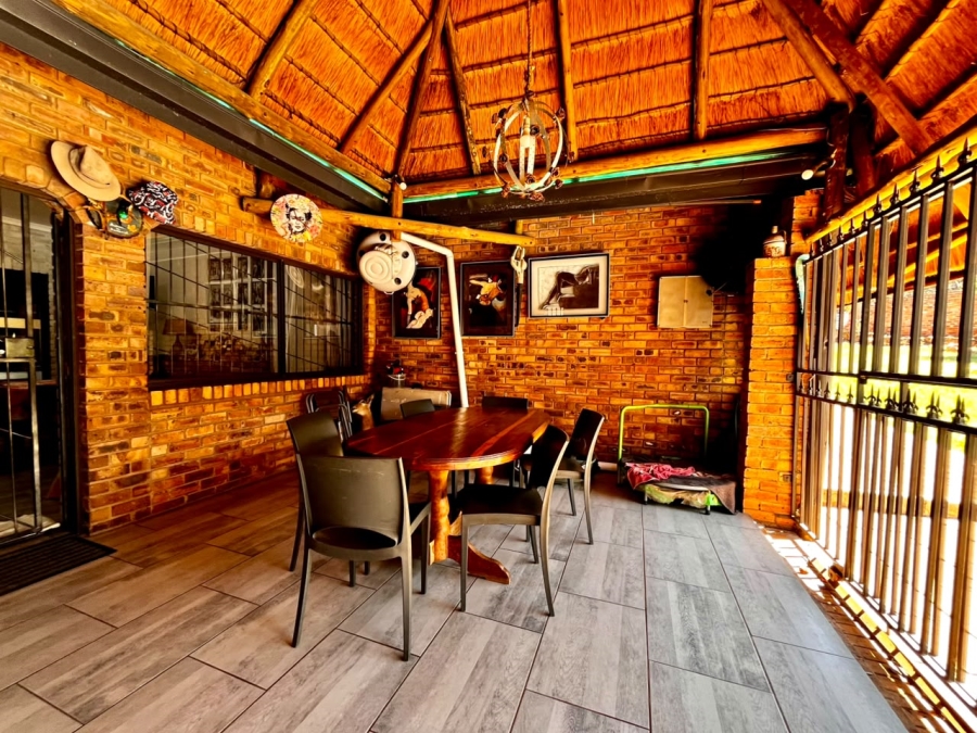 To Let 4 Bedroom Property for Rent in Cashan North West
